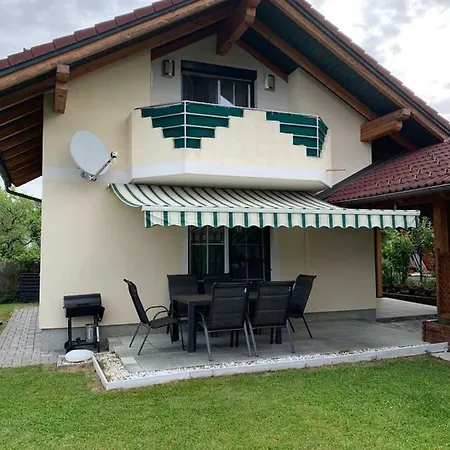 Casa Al Holiday home